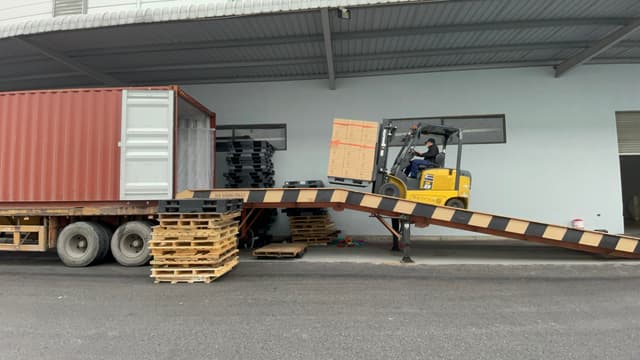 Leepak Image Leepak Image