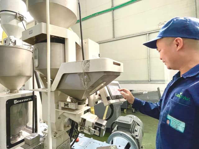 Leepak Image Leepak Image